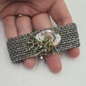 Artisan Peyote Stitch Bracelet Faceted Abalone Shell Green Blue Cha Cha Bead 8"